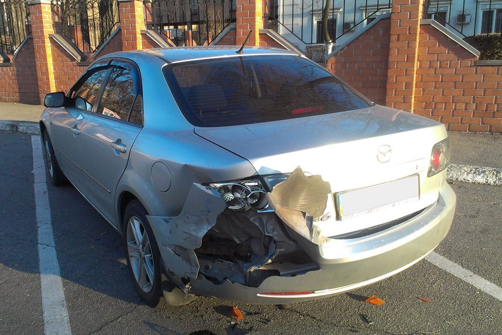 Совершил ДТП