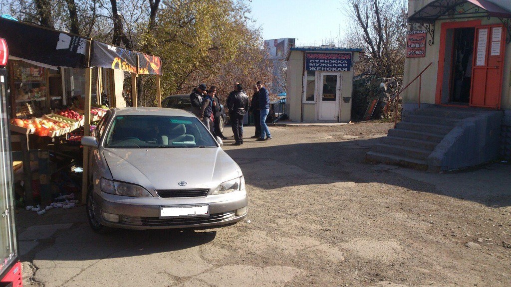 Задел человека задним ходом